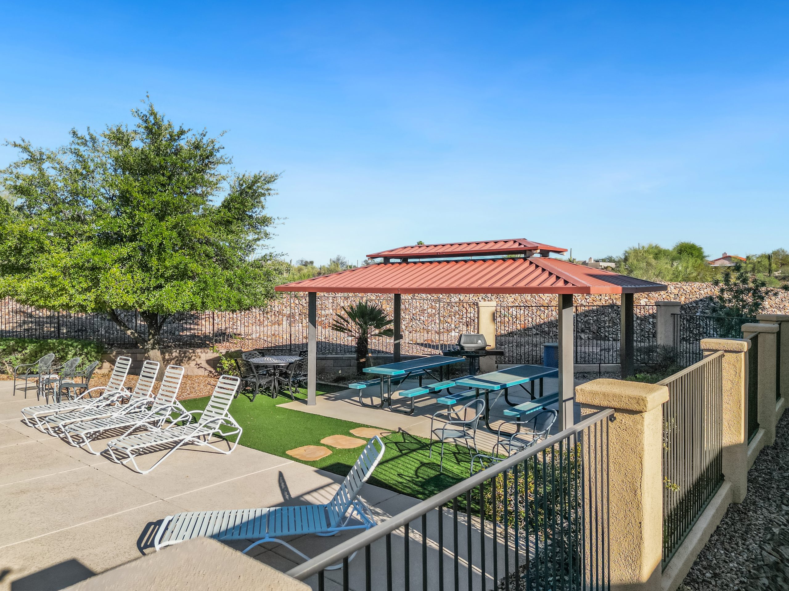 Community ramada